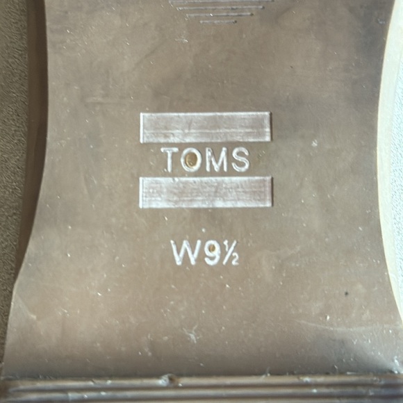 Toms Julie Light Taupe Almond Toe Suede Flats - Picture 11 of 11